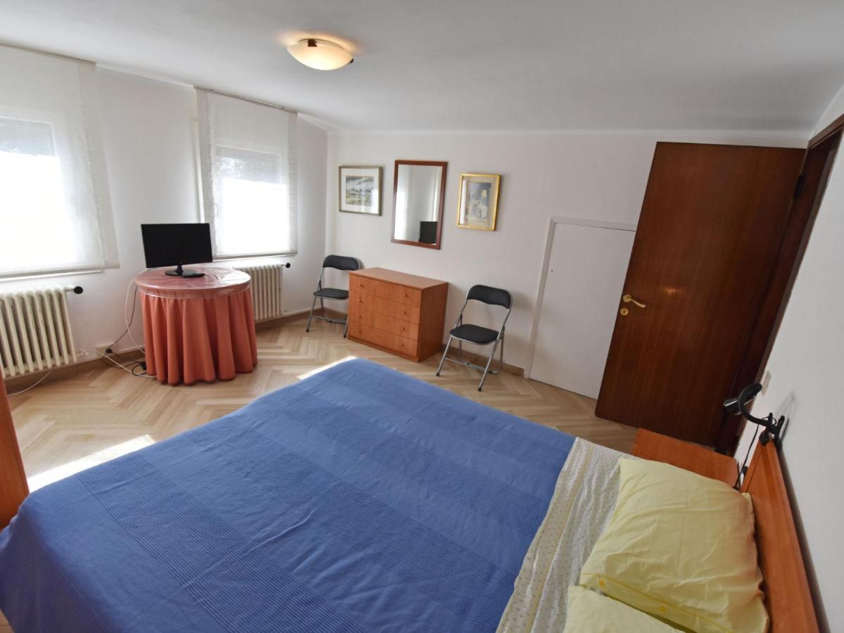 Casanas-1 By Interhome Appartement